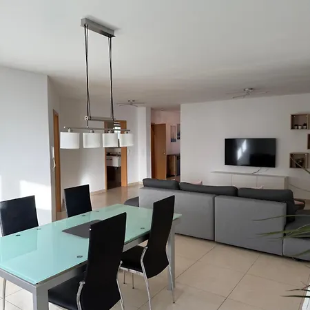 Benjamin Apartment